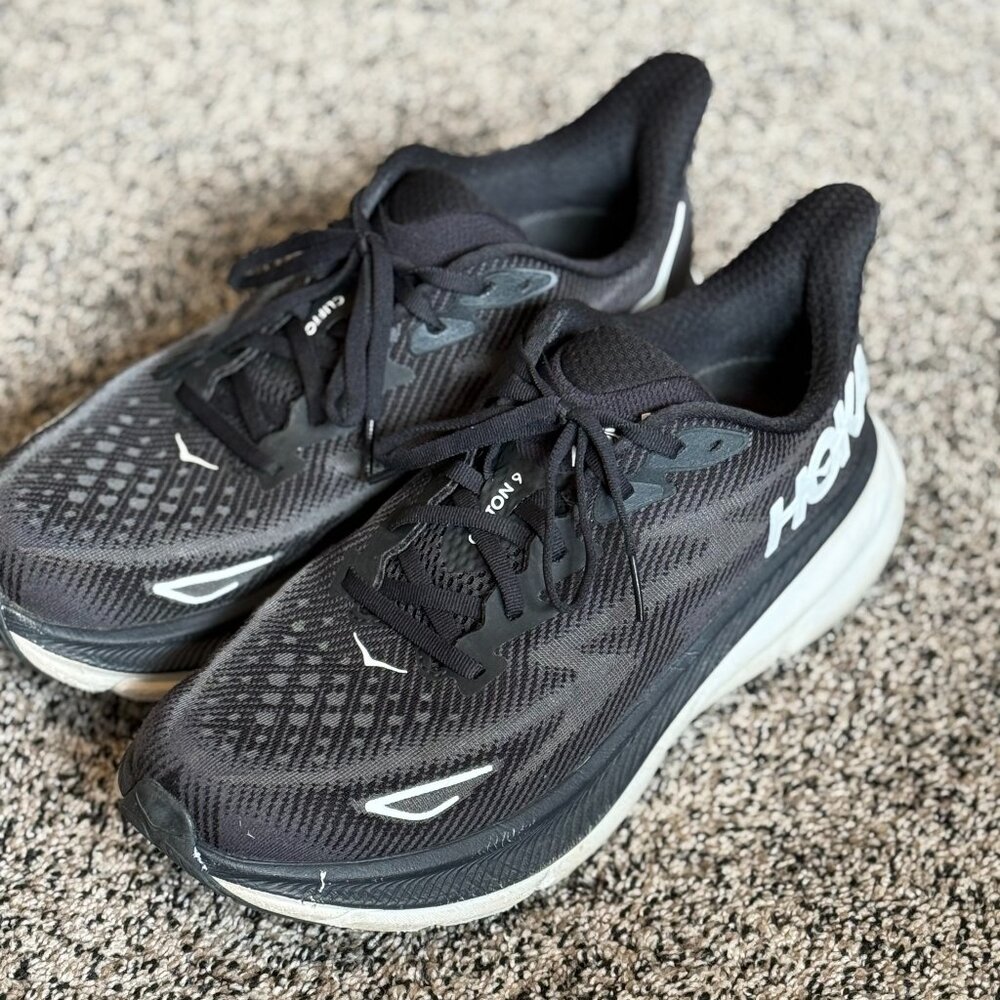 Hoka Clifton 9 mens shoes
